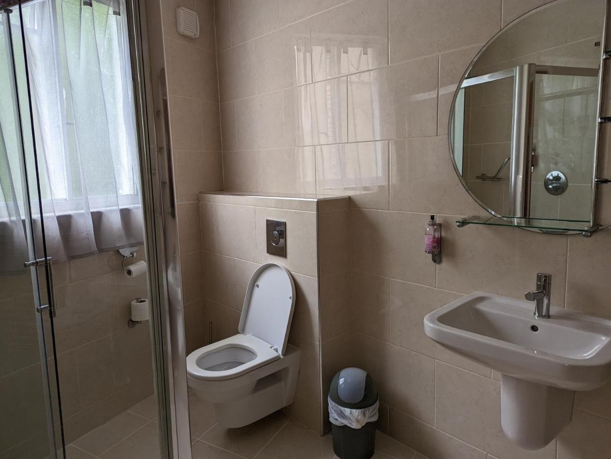 Barley Sheaf, Old Bridge Street En Suite Rooms, Room Only Труро Екстериор снимка