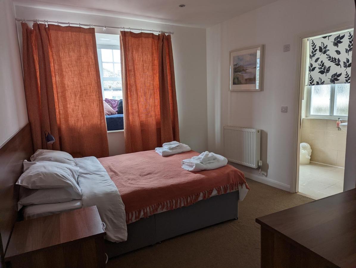 Barley Sheaf, Old Bridge Street En Suite Rooms, Room Only Труро Екстериор снимка